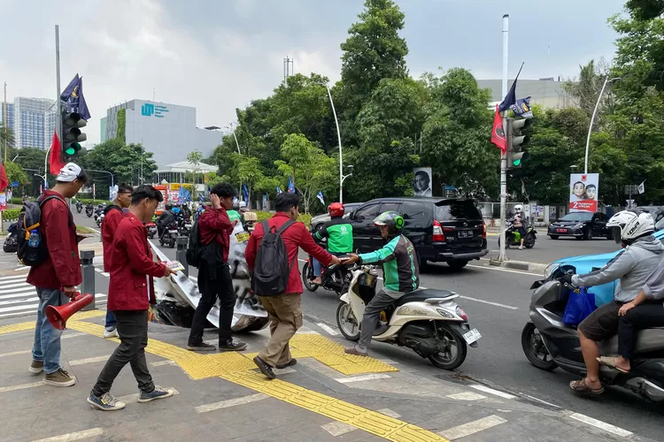 Mahasiswa Serukan Demokrasi Universitas Bung Karno Bersatu Lawan