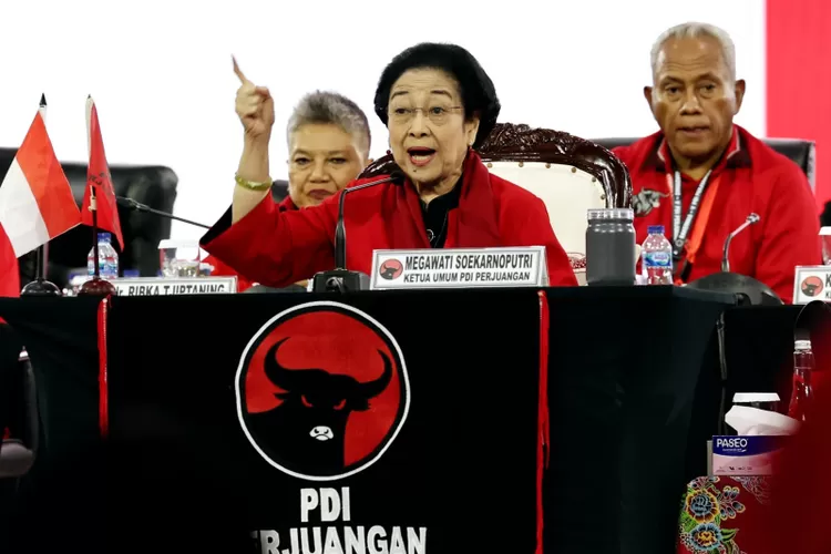 Pekik Salam Pancasila Dan Merdeka Megawati Sebelum Beri Pengarahan