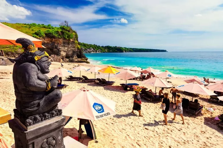 Berwisata Ke Bali Ini 5 Pantai Terbaik Yang Dapat Dikunjungi Karena