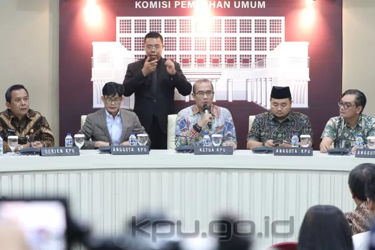 KPU RI Merilis 10 585 Orang Sebagai Daftar Calon Tetap DPR Dan DPD