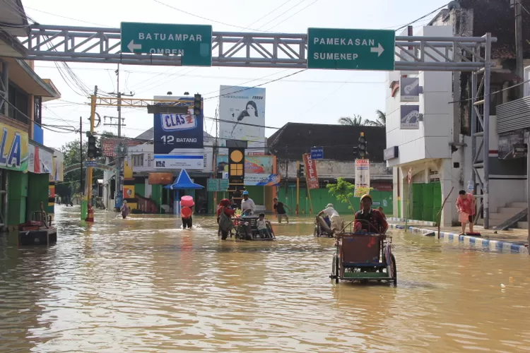 Banjir Melanda Tiga Kabupaten Di Pulau Madura Bangkalan Sampang Dan