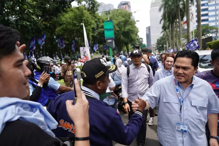 Jalanan Padat Erick Thohir Jalan Kaki Untuk Ikut Hadiri Kampanye Akbar