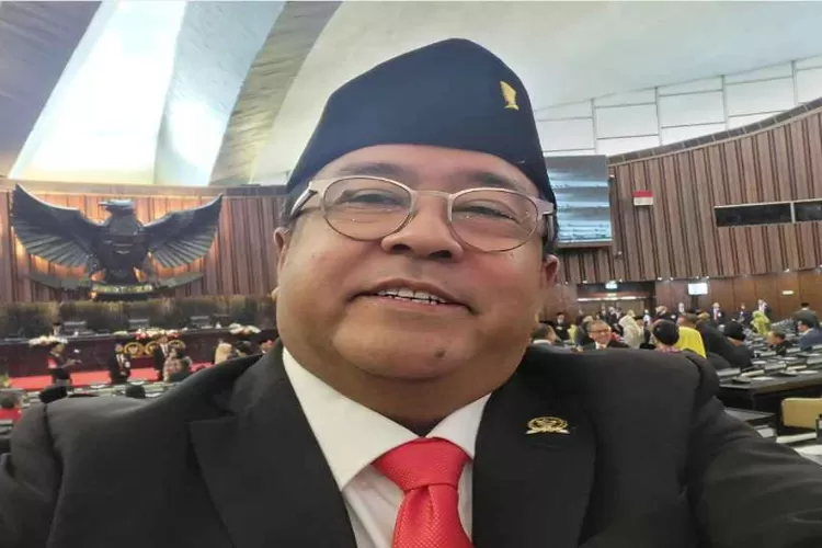 Sepak Terjang Rano Karno Di Dunia Politik Akhirnya Menjadi Anggota Dpr