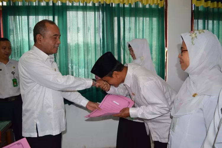 Kemenag Minta Ada Pengadaan PNS Tanpa Jalur CPNS Nominal Gaji Pokok