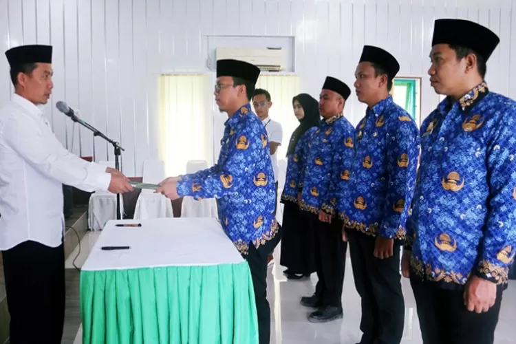 Cair November Segini Gaji Pns Golongan I Ii Iii Iv Dengan Masa