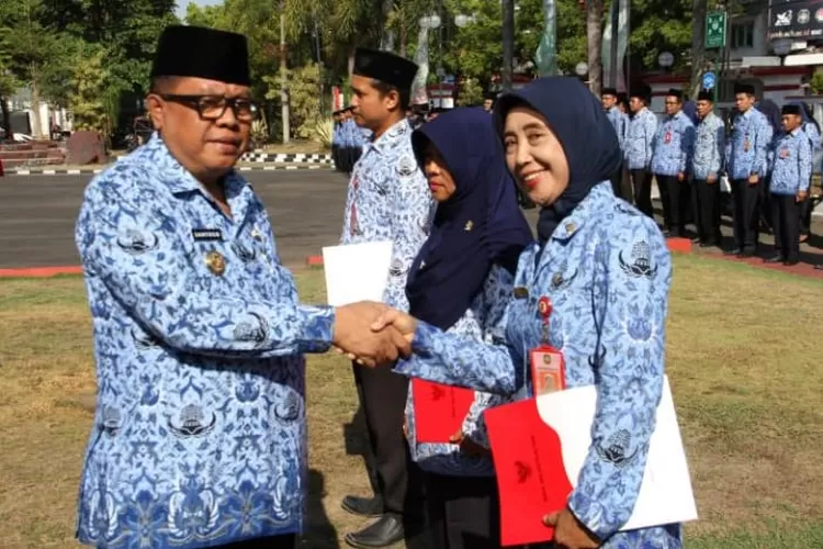 Resmi Diubah Inilah Aturan Batas Usia Pensiun PNS Terbaru Dalam UU