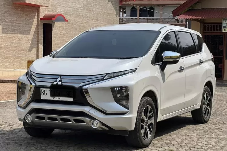 Mobil Bekas Super Antik Mitsubishi Xpander 2018 Matic Plat Palembang