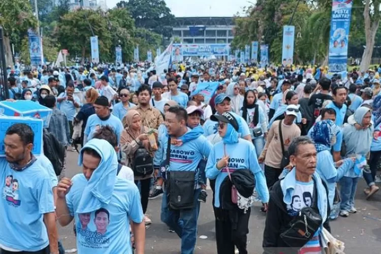 Sebagian Massa Pendukung Prabowo Gibran Tinggalkan Lokasi Kampanye