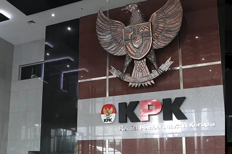 Sekjen Kementan Kasdi Subagyono Resmi Ditahan Kpk Bisnis Bandung