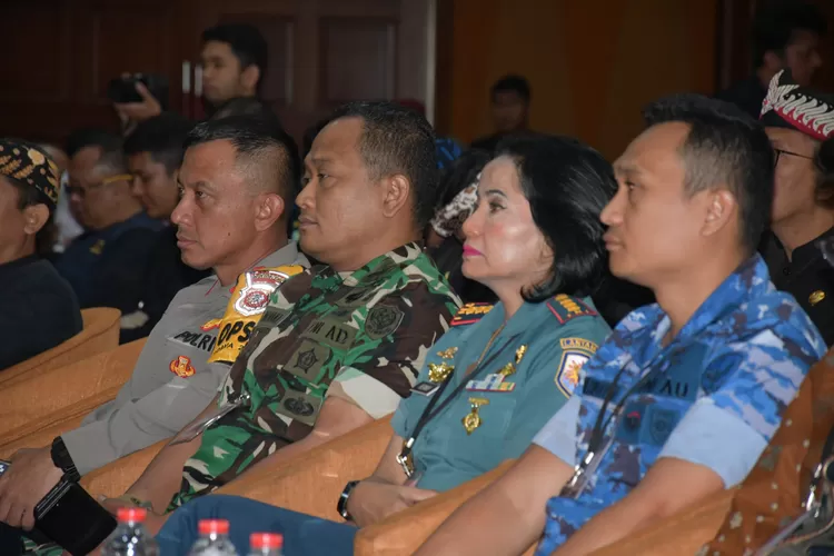 Komandan Lanal Bandung Hadiri Pembukaan Rapat Pleno Rekapitulasi Hasil