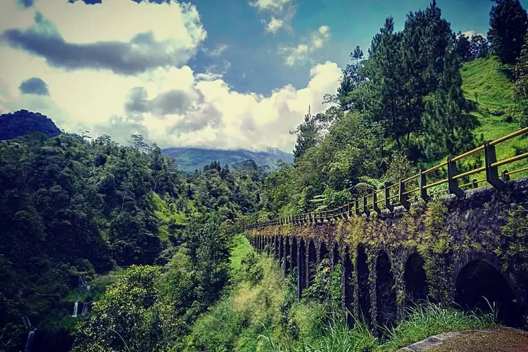 Bukit Kali Kuning Hidden Gem Di Yogyakarta Yang Tawarkan Pesona Alam