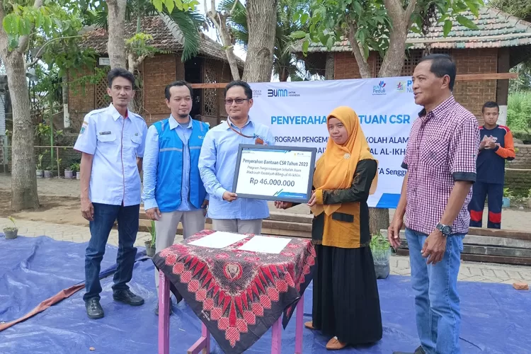 PLN Nusantara Power Salurkan Bantuan CSR Untuk Sekolah Terdampak