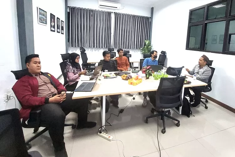 Tahun Baru 2024 Momentum Fakultas Syariah UIN KHAS Jember Pacu Jurnal