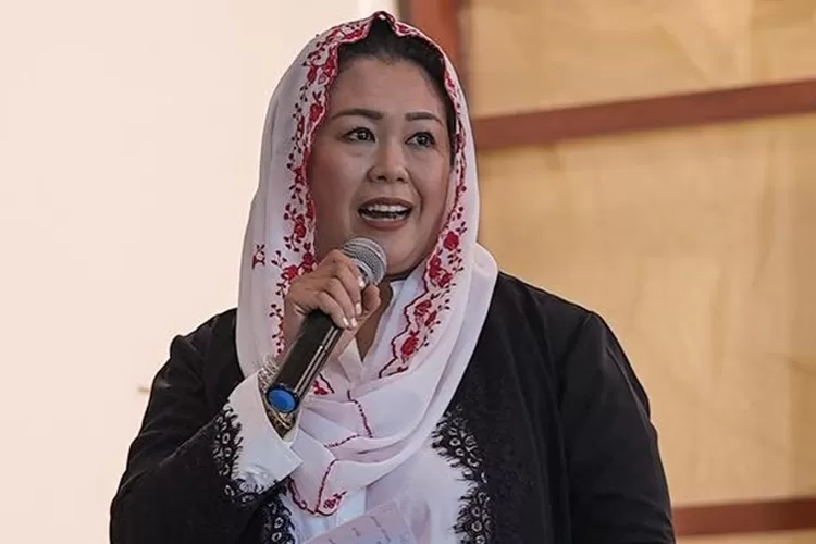 Dukung Ganjar Pranowo Mahfud Md Yenny Wahid Jabat Dewan Penasihat Tpn