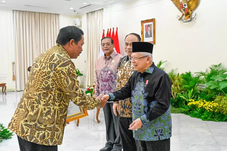 Pemprov Jateng Raih Penghargaan Provinsi Terinformatif Enam Kali