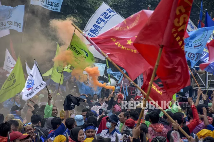 Ump Jabar Naik Persen Umk Kabupaten Garut Naik Persen