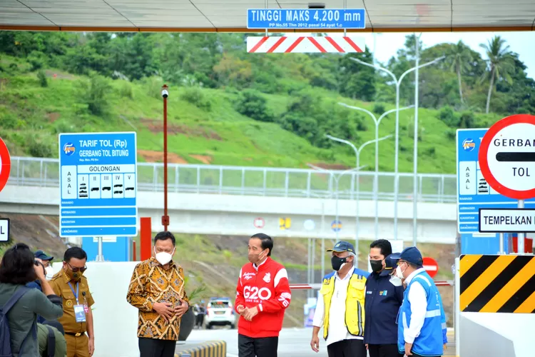 Pangkas Waktu Tempuh Jam Menjadi Menit Jalan Tol Senilai Rp