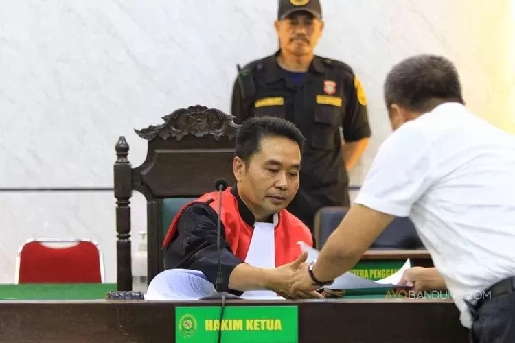 Makam Vina Cirebon Dan Eky Dibongkar Kuasa Hukum Pegi Setiawan Sebut