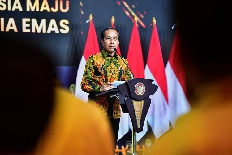 Telah Disahkan Presiden Jokowi Segini Uang Penghargaan Masa Kerja Yang