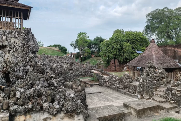 Menyusuri Keindahan Struktur Dan Menguak Sejarah Dengan Mengunjungi