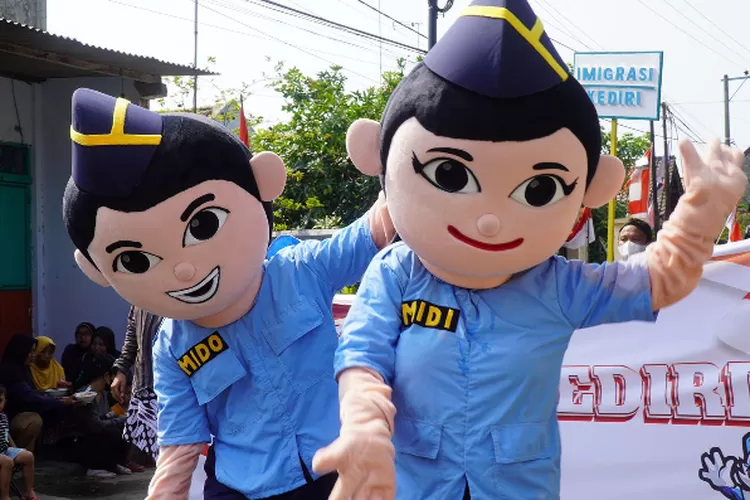 Peringati Hut Ri Ke Imigrasi Kediri Ramaikan Karnaval Grogol