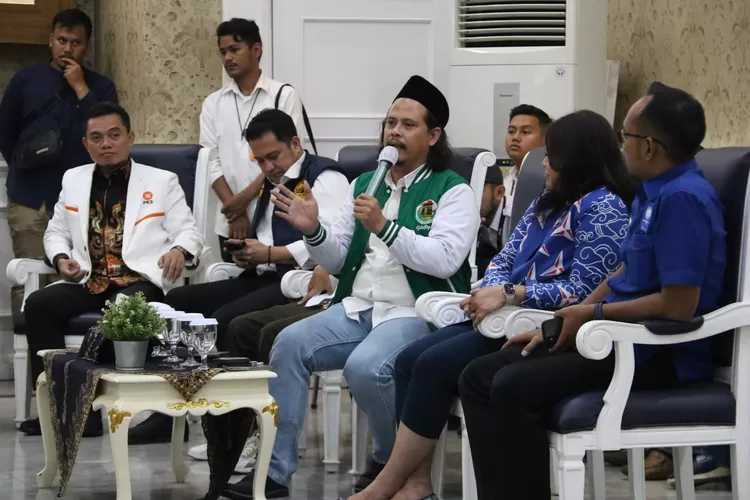 Ketemu Pj Gubernur Jabar Bey Machmudin Anggota DPRD Kota Bogor Ahmad