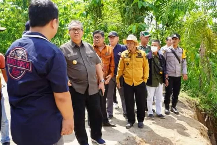 Longsor Jembatan Penghubung Sei Rotan Ancam Perekonomian Warga Dua