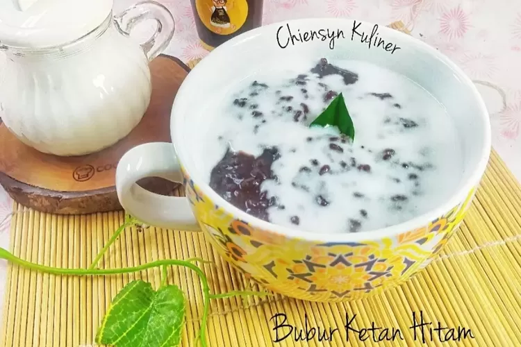 Panas Bisa Dingin Bisa Inilah Bubur Ketan Hitam Dengan Saus Santan