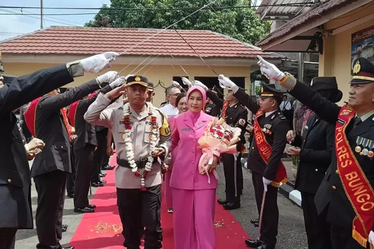 Jabat Kapolres Bungo Akbp Singgih Saya Akan Lanjutkan Apa Yang Sudah