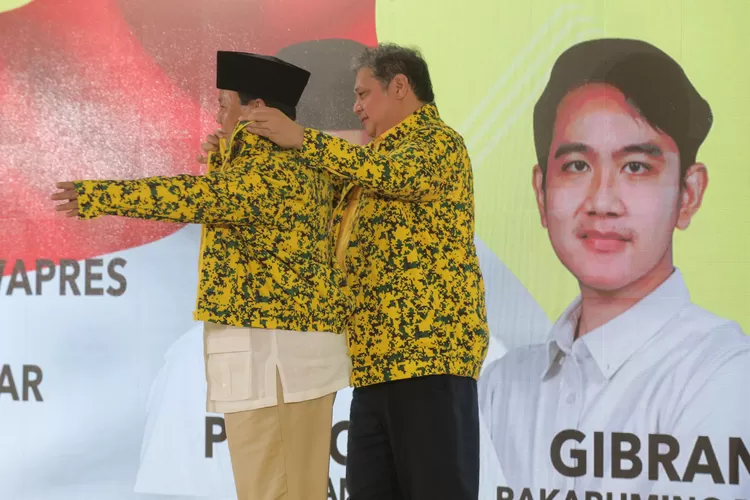 Usai Golkar Deklarasi Gibran Prabowo Airlangga Datangi Istana Merdeka