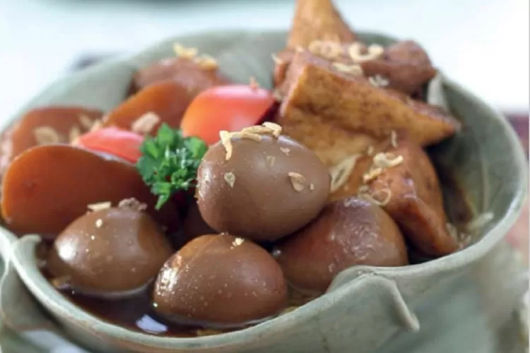 Resep Semur Telur Dan Tahu Khas Betawi Yang Legit Dan Gurih Cocok Buat