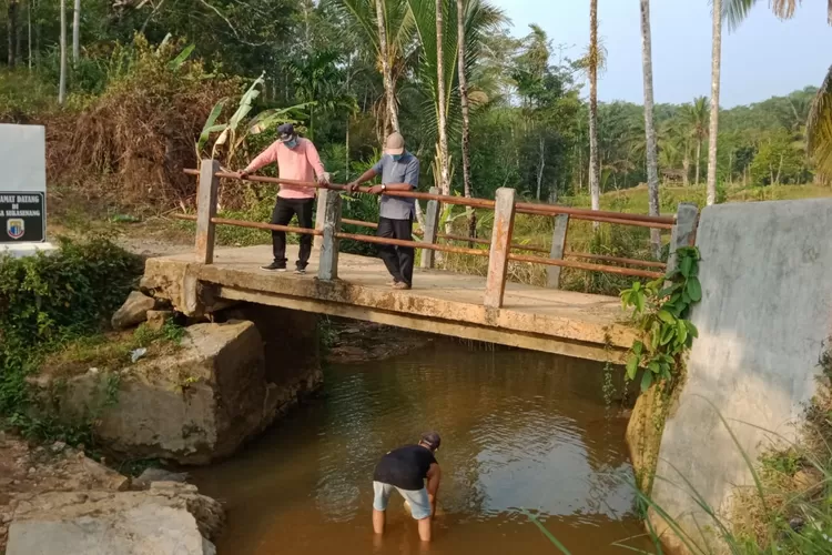 Jembatan Penghubung Dua Desa Di Lebak Nyaris Rungkad Akurat Banten