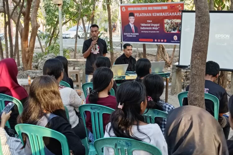 Relawan Ganjar Milenial Center Ntt Gelar Pelatihan Kewirausahaan Bagi