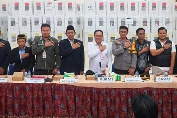 Marbun Hadiri Pleno PPK Penetapan Hasil Pemilu 2024 Pj Bupati Terima