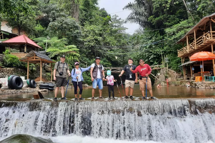 4 Destinasi Wisata Alam Gunung Pancar Yang Wajib Dikunjungi Liburan