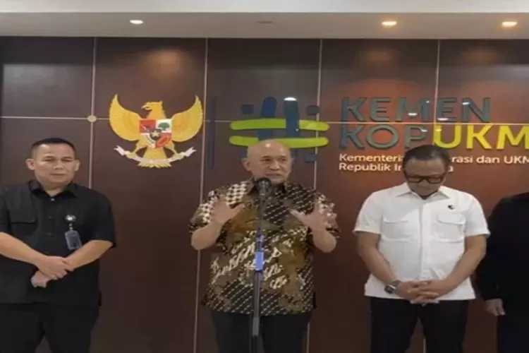 Mengungkap Model UMKM Masa Depan KemenKopUKM Hadir Dalam Perayaan Hari