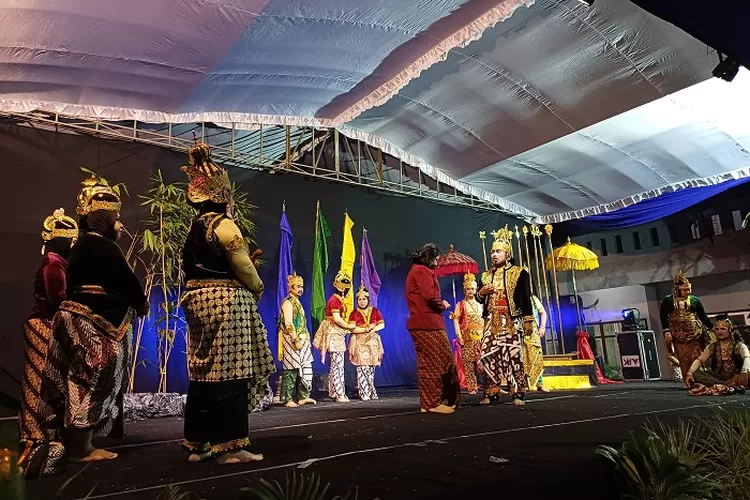 Gelar Seni Budaya Pelajar Kota Kediri Ditutup Dengan Ketoprak Kepala