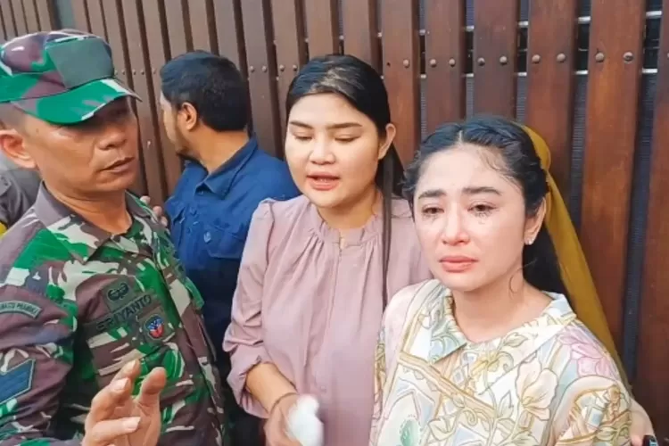 Ketua RT Bantah Pernyataan Dewi Perssik Soal Penolakan Sapi Kurban