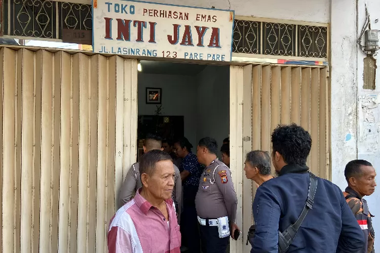 Mencekam Aksi Perampokan Toko Emas Di Parepare Secepat Kilat Pelaku