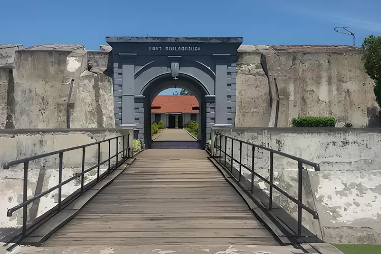 Misteri Tersembunyi Di Benteng Pertahanan Belanda Bengkulu Marlborough