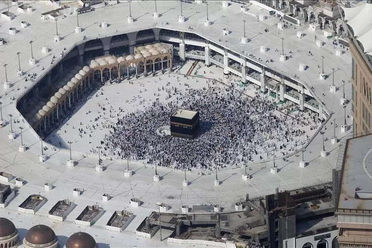 Arab Saudi Tetapkan Jamaah Umrah Harus Keluar Sebelum Juni