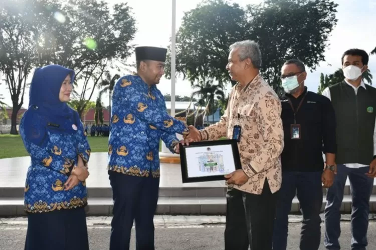 Asri Mukhtar Pt Semen Padang Komit Perbaiki Pengelolaan Lingkungan