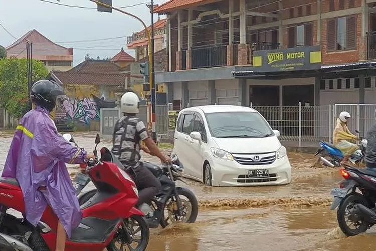 Cegah Banjir Di Simpang Penimbangan Dinas Pu Usulkan Pintu Air Radar