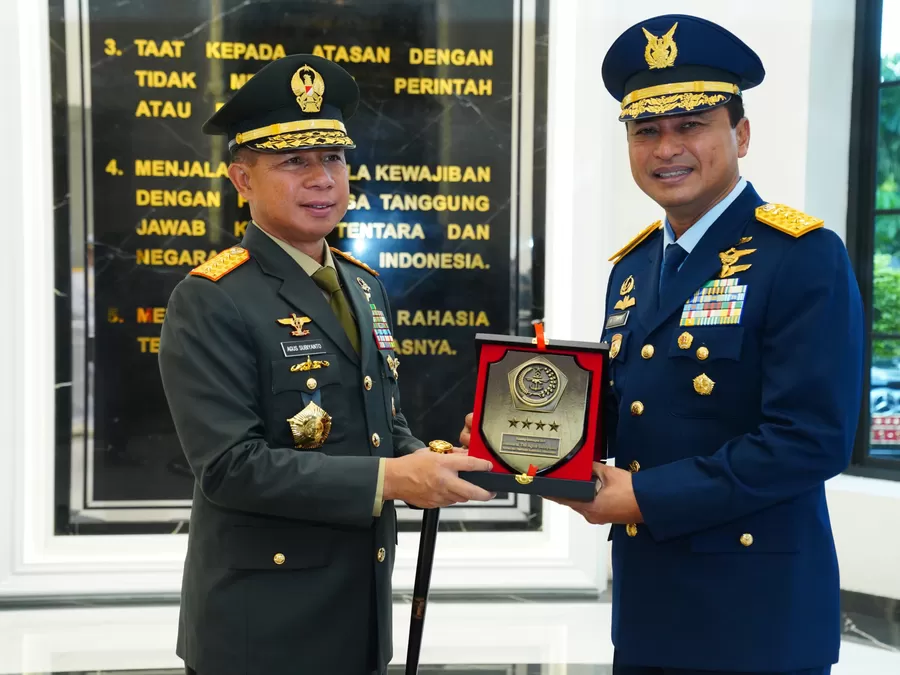 Panglima TNI Terima Penyerahan Jabatan Pangkogabwilhan II