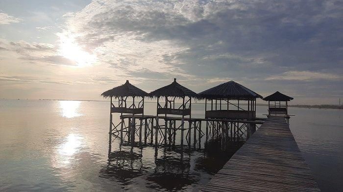 Destinasi Wisata PULAU CANGKIR Banten Laksana Serpihan Surga Yang