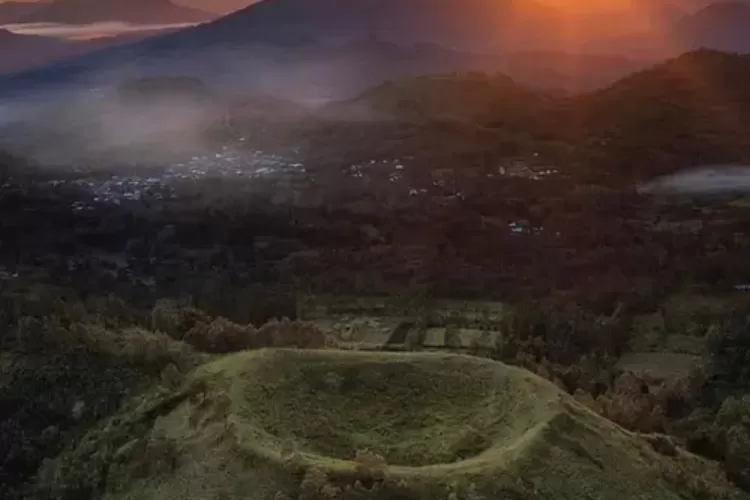 Inilah Fakta Menarik Tentang Gunung Ebulobo Di Flores Ntt Yang Pertama