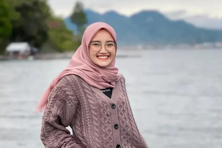 Profil Dan Biodata Nabila LIDA Atau Nabila Ellisa Yang Baru Saja Menikah Dengan Ilyas Bachtiar