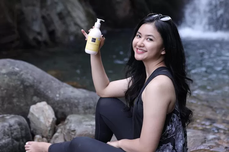 Profil Dan Biodata Adinda Azani Pemeran Suster El Yang Kenyang Di Ftv