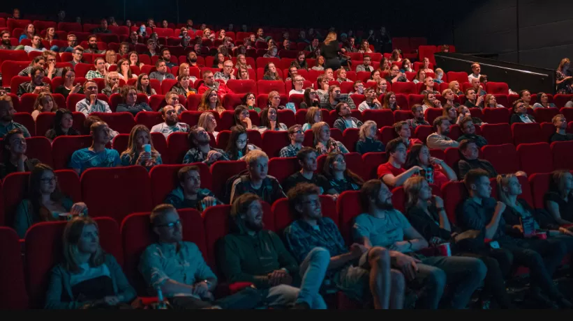 Tips Memilih Kursi Bioskop Agar Menonton Film Lebih Luas Dan Nyaman