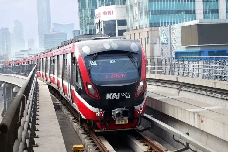 Pertama Kali Beroperasi Saat Lebaran Lrt Jabodebek Layani